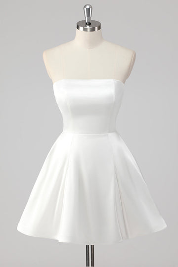 Robe blanche simple sans bretelles sans bretelles